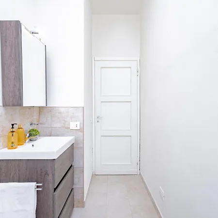 Golden House Apartment